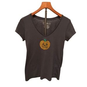 FIFTH SUN Womens Black Rhinestone Pumpkin Halloween V Neck T Shirt L runs small